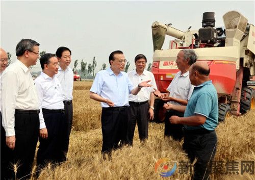 李克强在河北考察：扛稳保障粮食和能源安全责任 为稳经济大盘稳物价提供坚实支撑